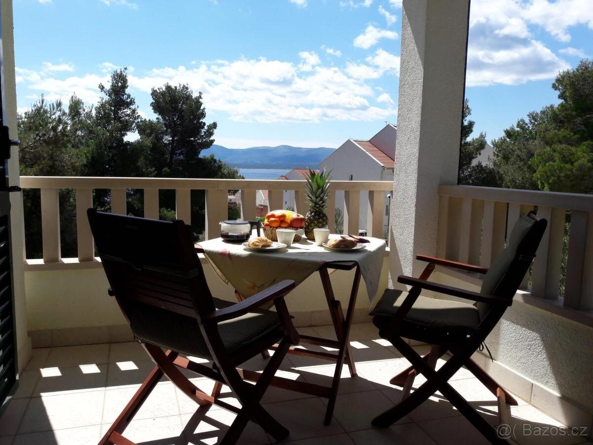 ☀Brač(HR)-Kompletne zariadený 2 izbový apartmán s výhľadom