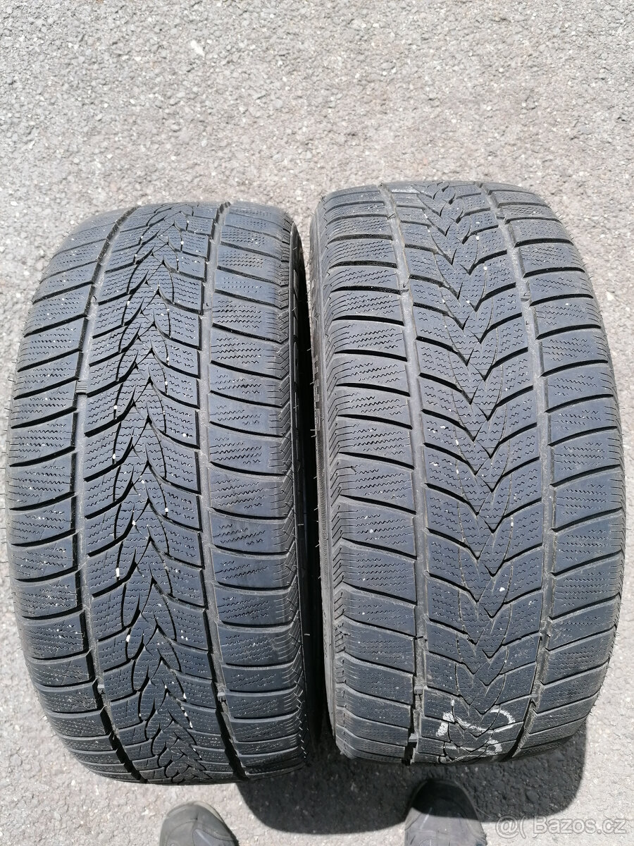 Zimní pneu 215/45/16 215/45 R16