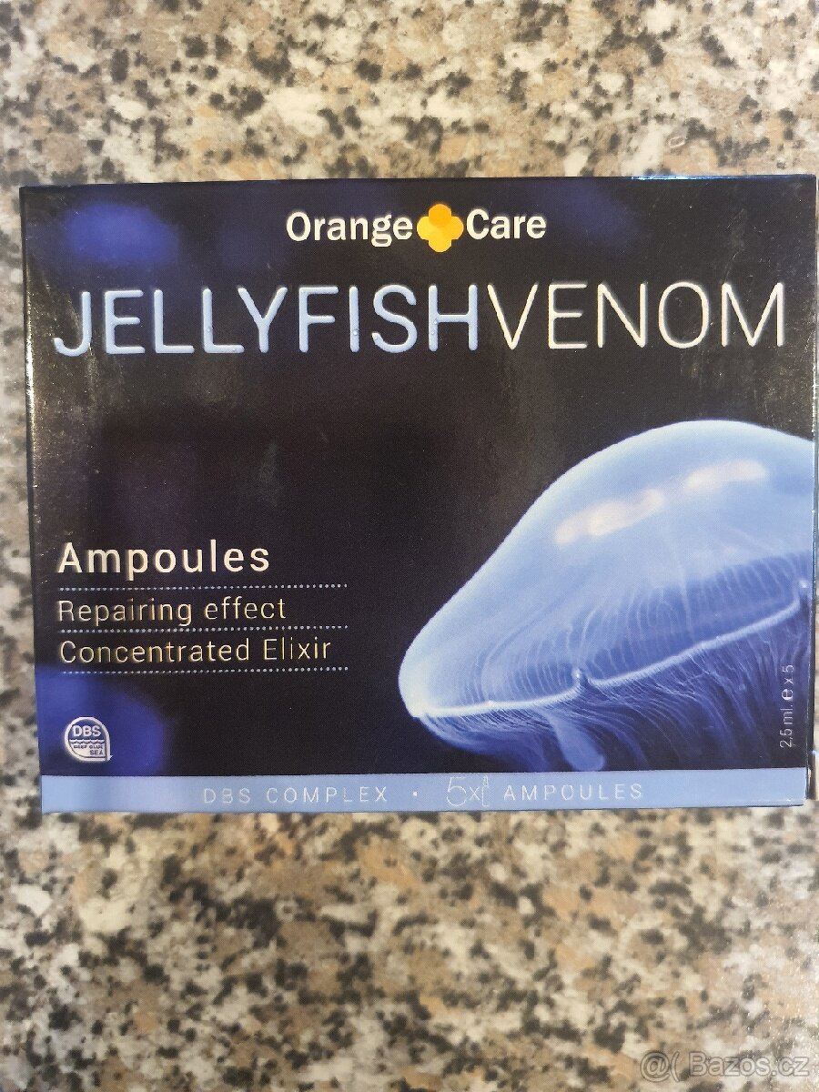 Lahvičky obsahující jed z meduz