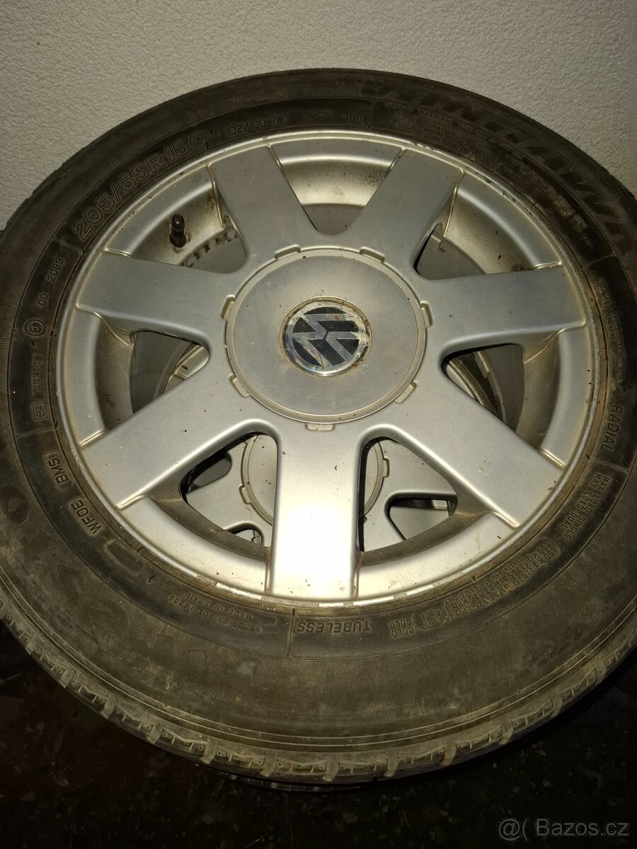 205/65 R15C