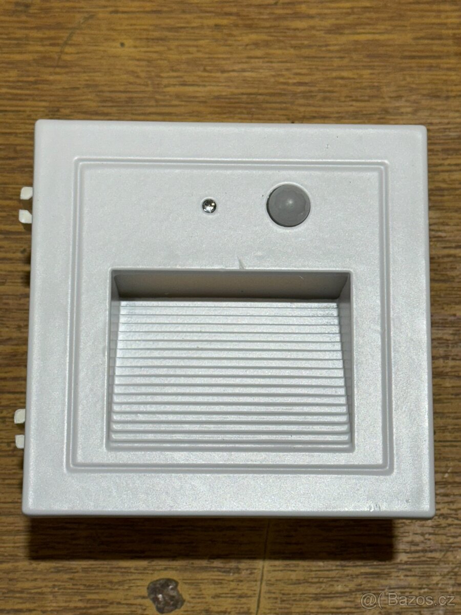 LED vestavné svítidlo PIR-LOPEN-W-IP65, teplá bílá 2500K, 3W