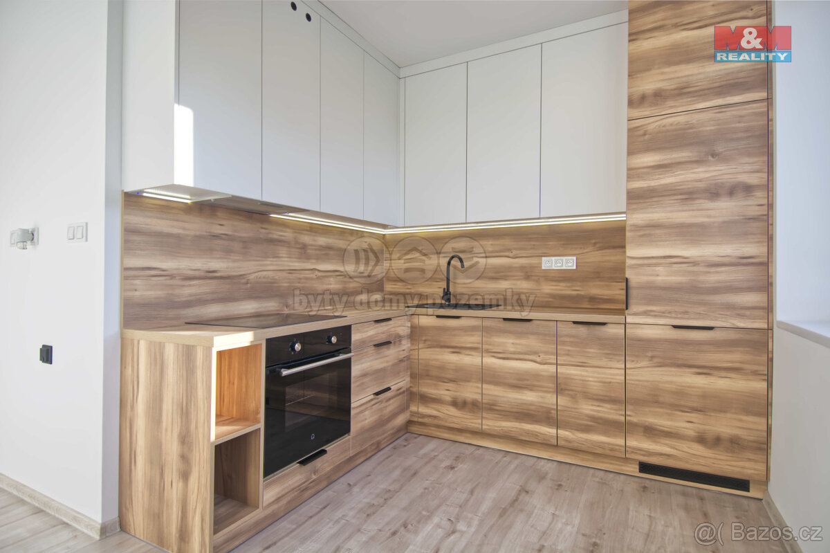 Pronájem bytu 2+1, 64 m², Karviná, ul. Čapkova