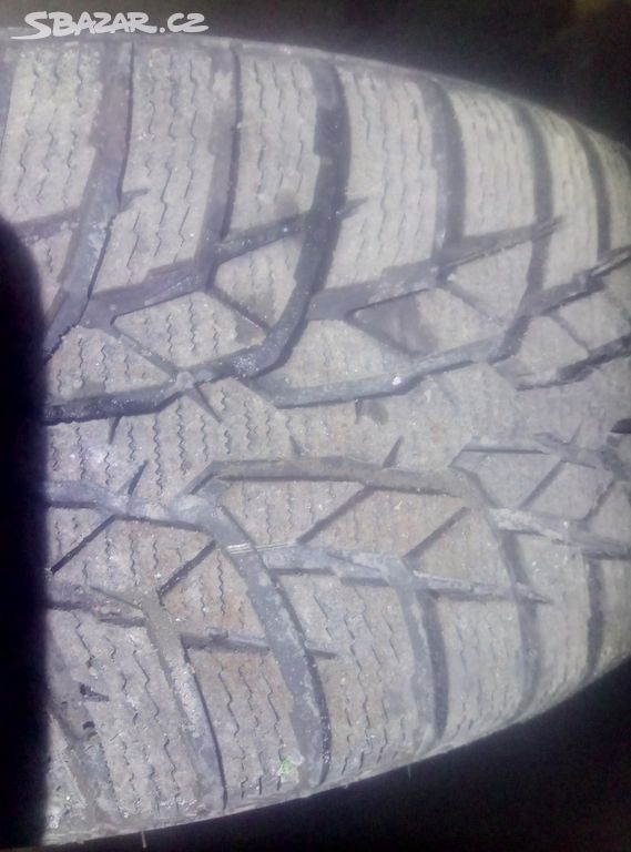 195/60R16 zimní Nokian DOT4019 8mm