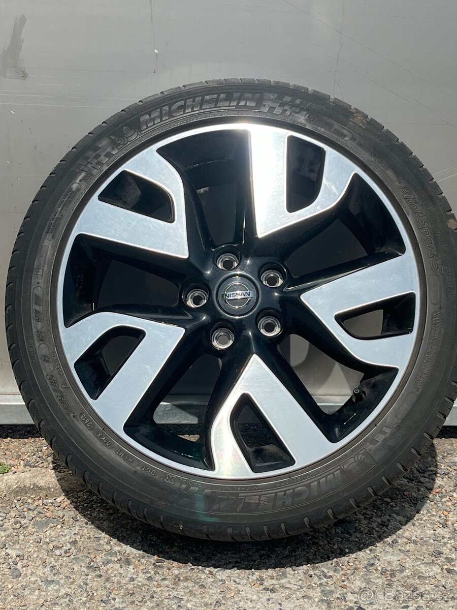 Disky na Nissan