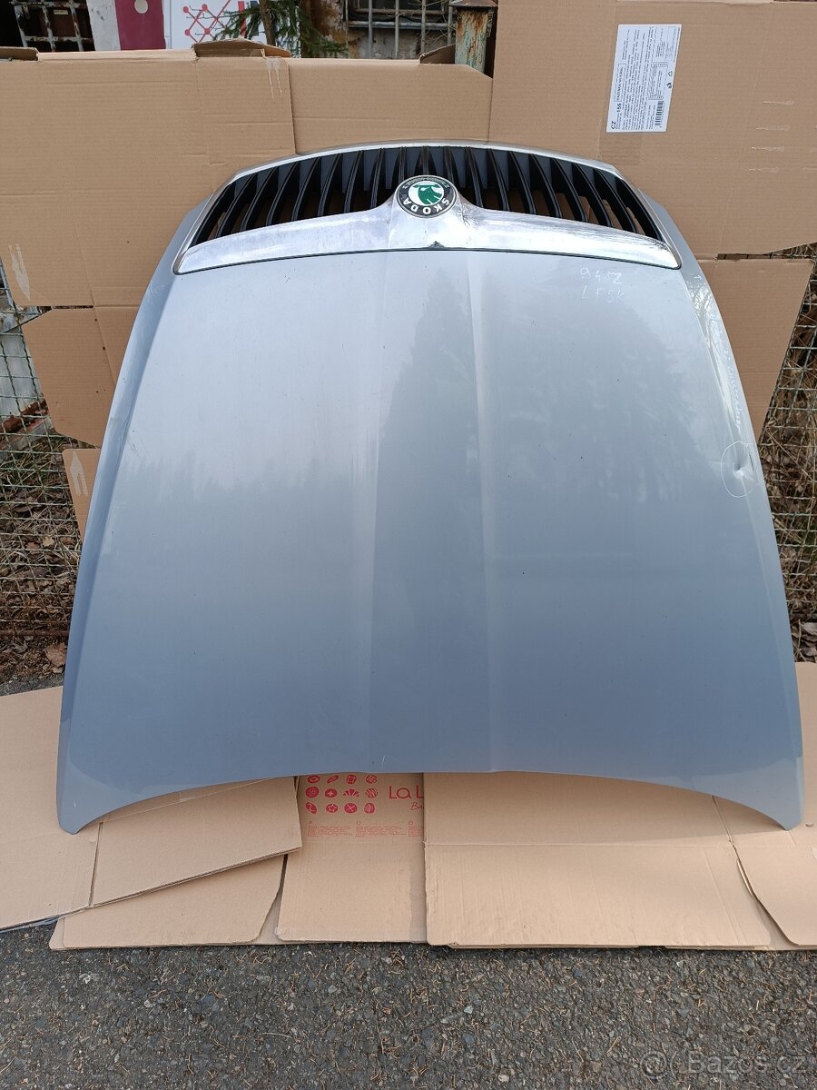 Skoda Octavia 2 facelift - přední kapota, přední nárazník