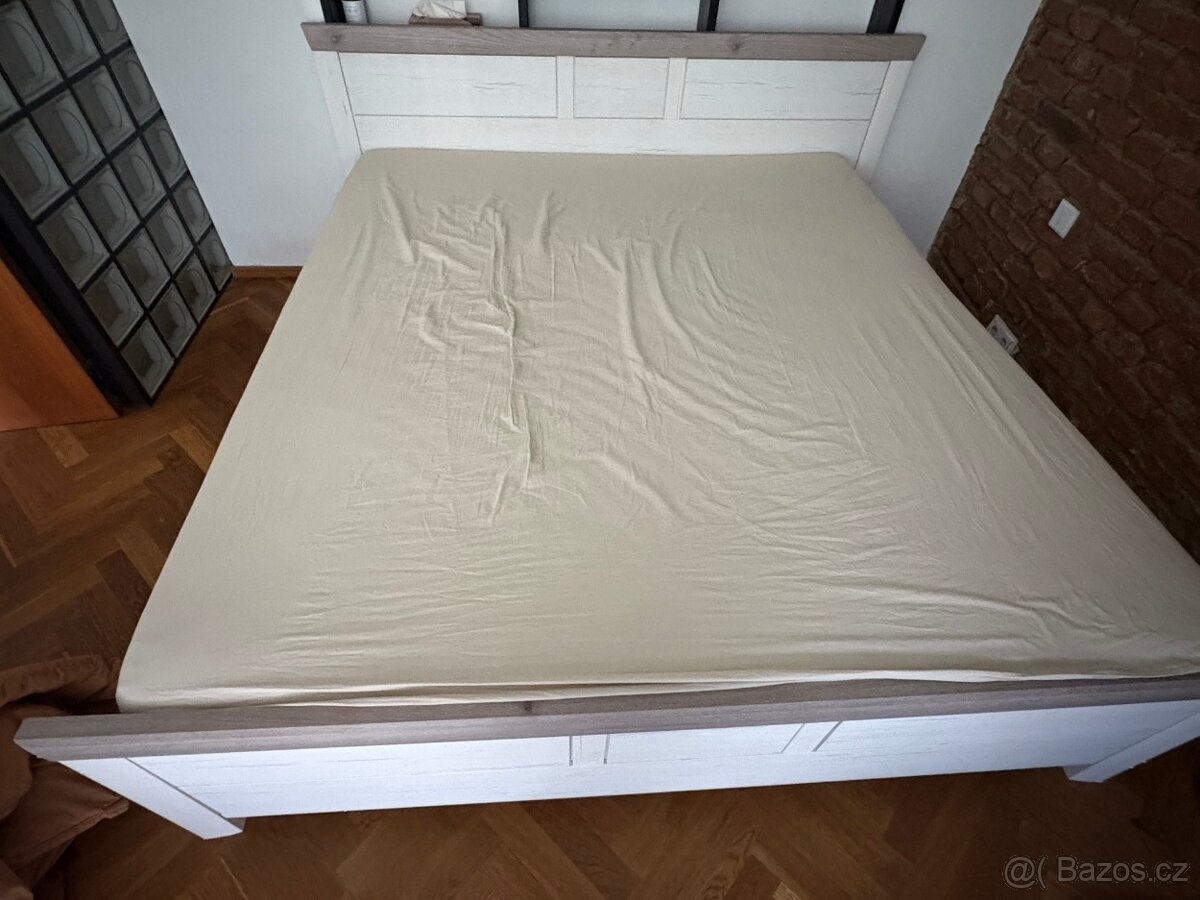 Prodám rám postele+rošty 180x200cm