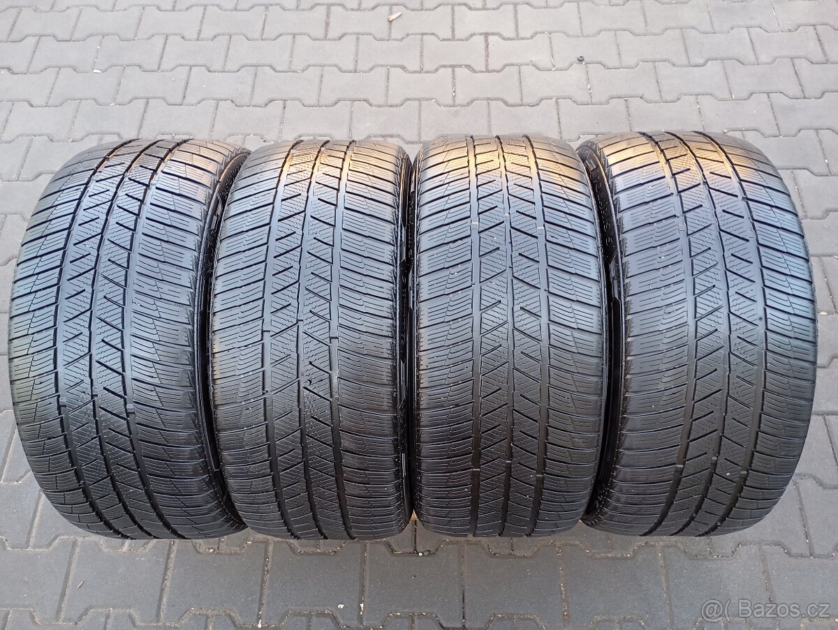 245/40/18 zimní pneu barum