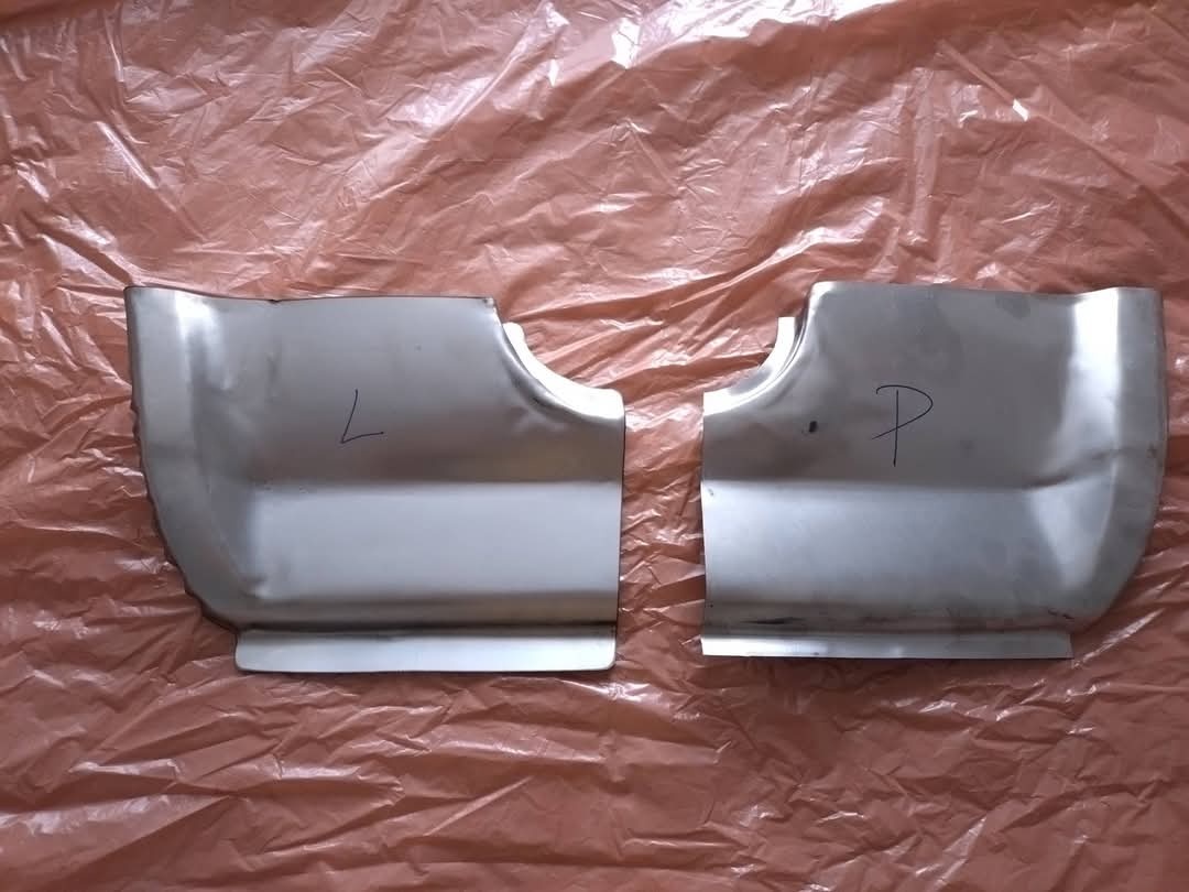 Prodám náhradní díly na vozidlo Lada Niva