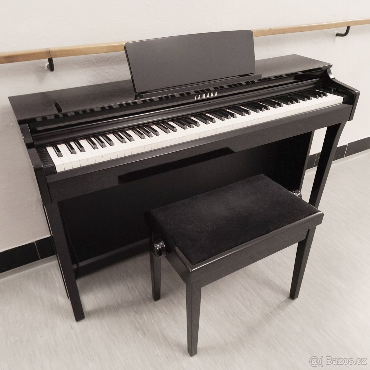 Elektrické piano Yamaha Clavinova CLP-625