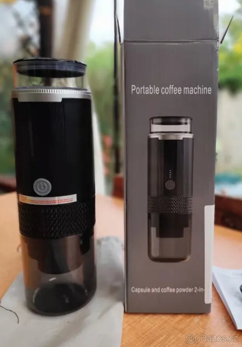 Přenosný USB kávovar