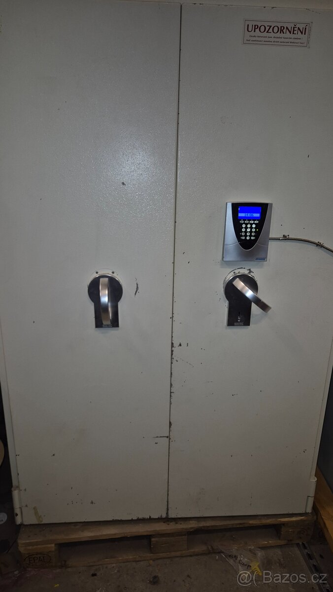 Prodám trezor SISTEC