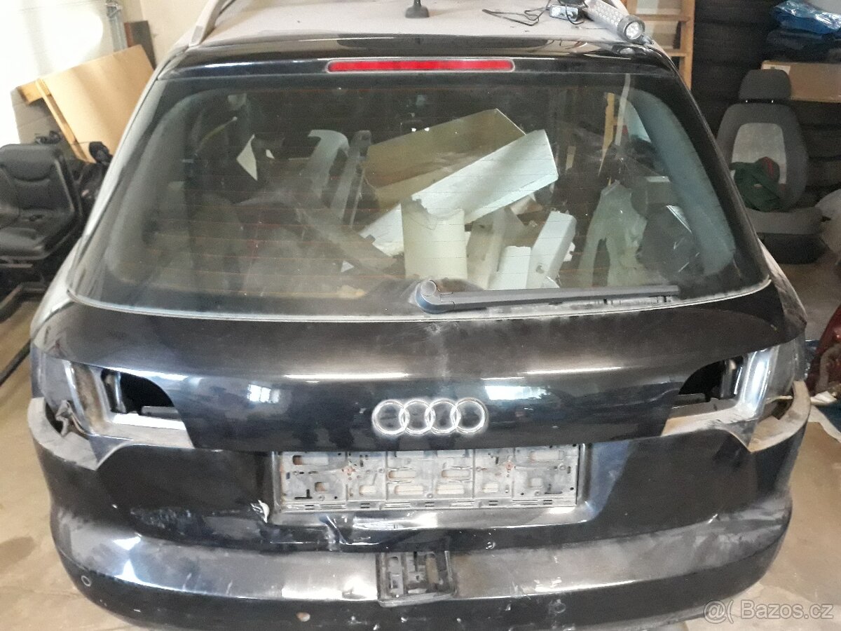 Kufr Audi A4 B7