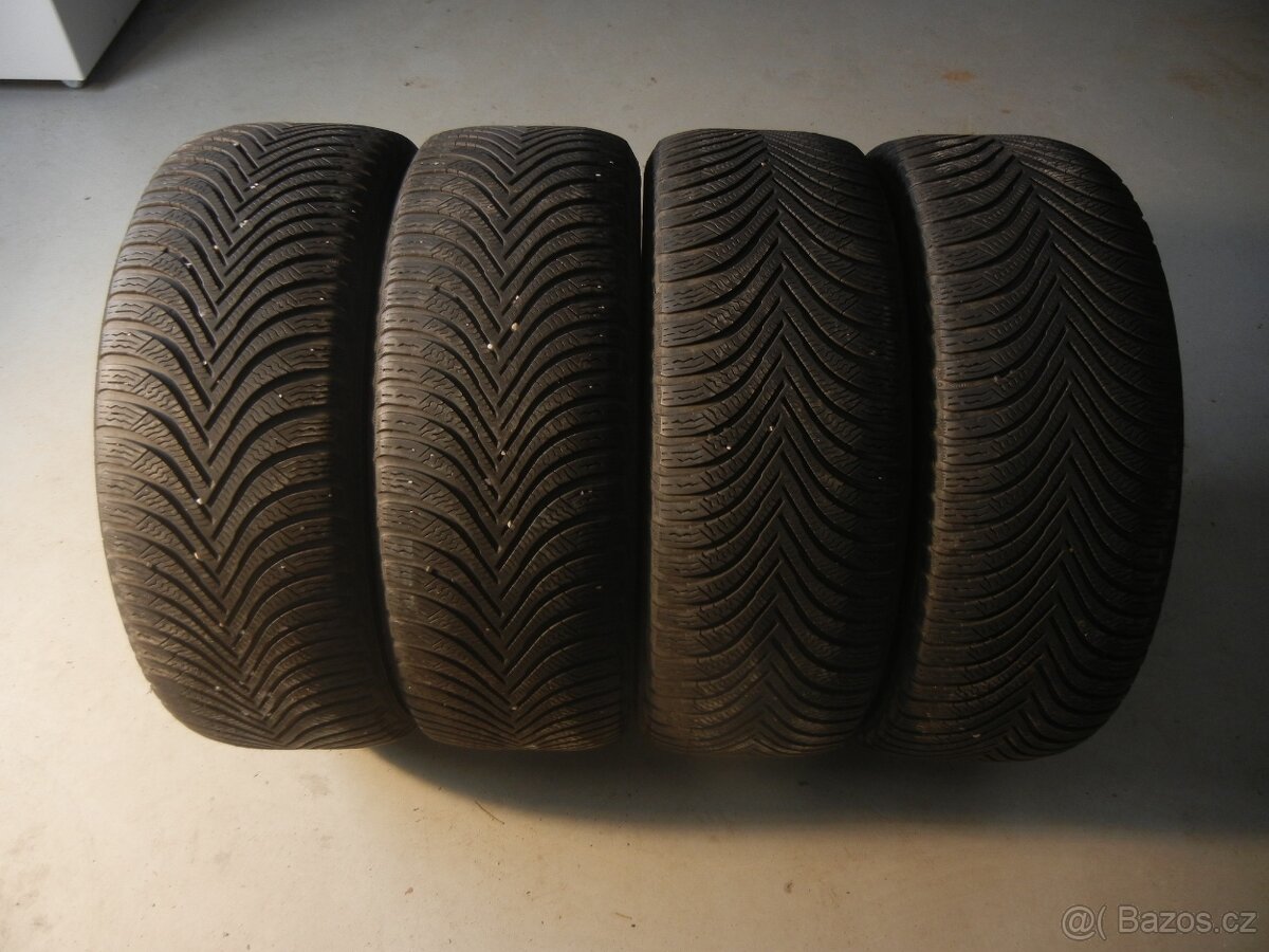 Zimní pneu Michelin 215/50R17