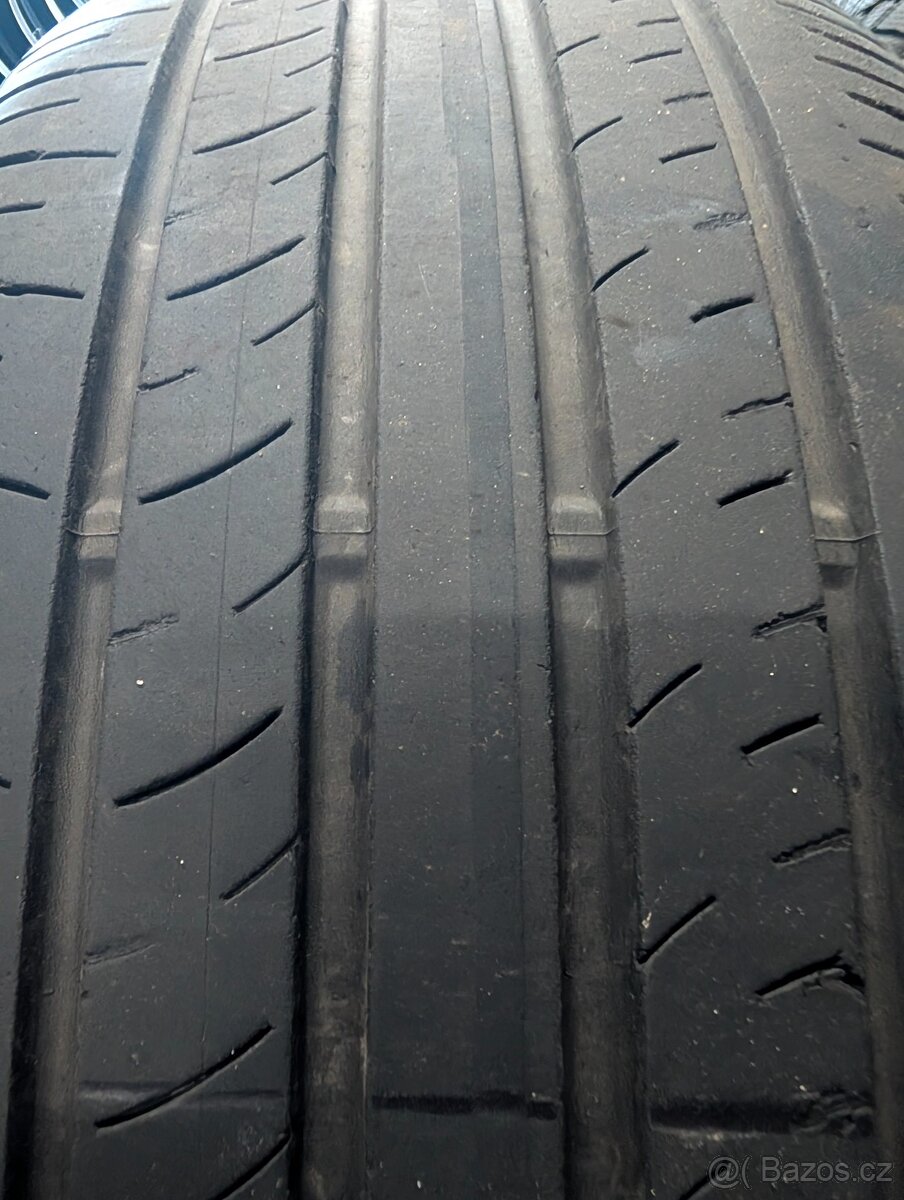 Letní pneumatiky 215/60 R17 Dunlop