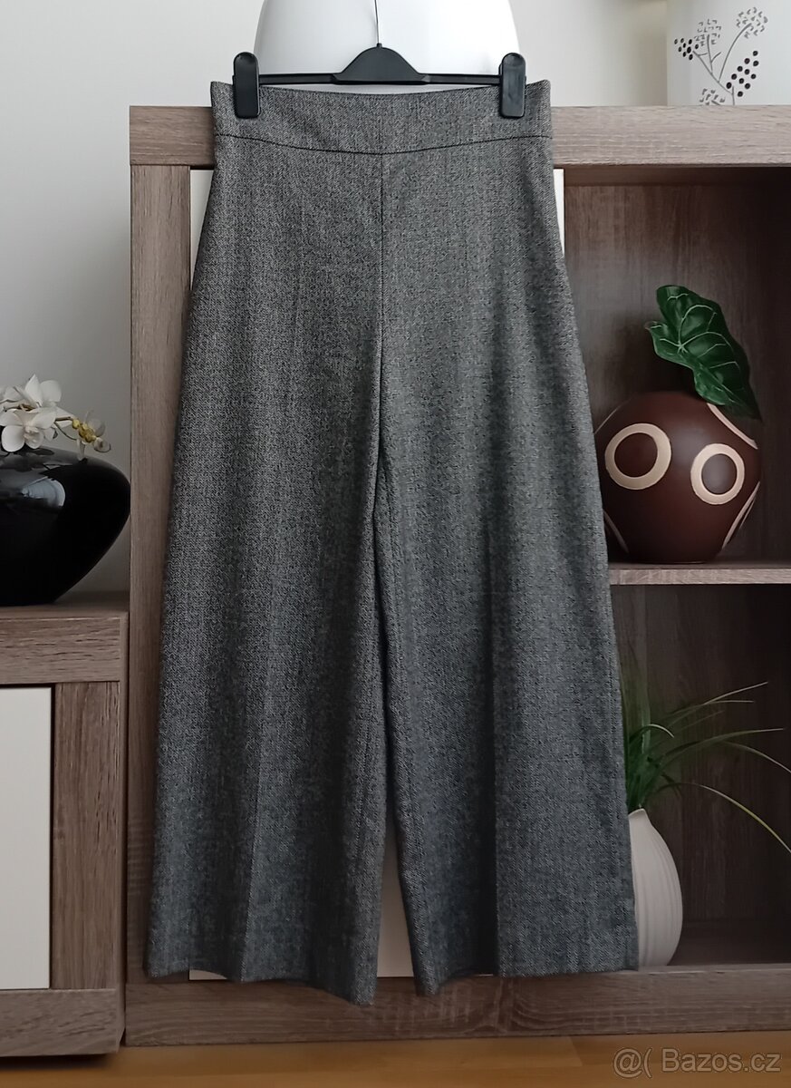 Zara dámské široké kalhoty se zvýšeným pasem vel. M