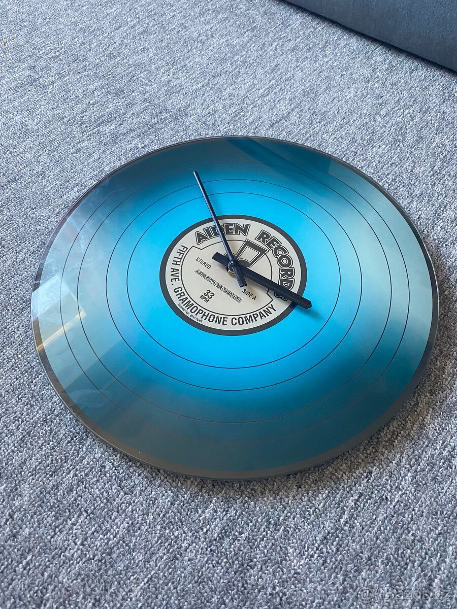 Hodiny Aiden Records