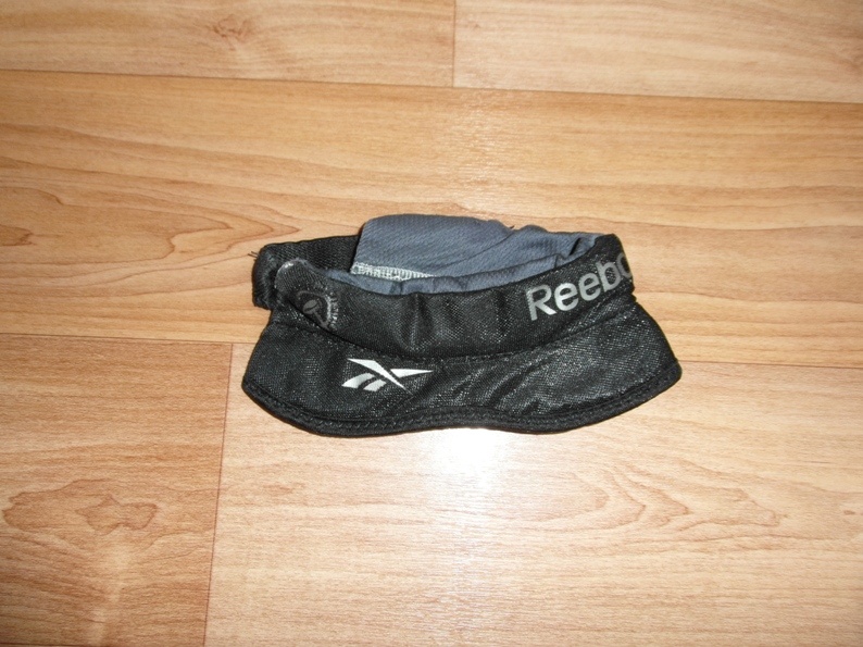 Nákrčník Reebok 7K, tkaničky Elite