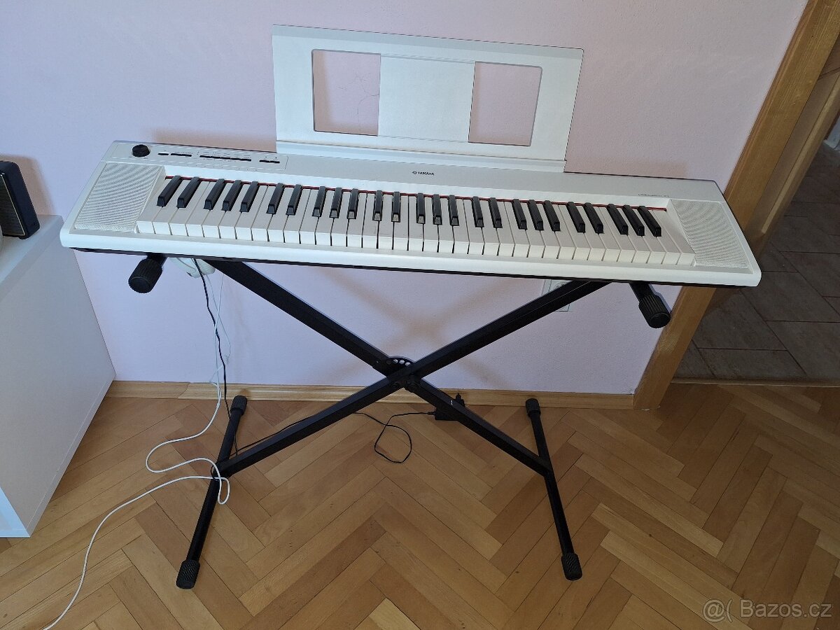 Prodám digitální piano Yamaha NP-15 Piaggero