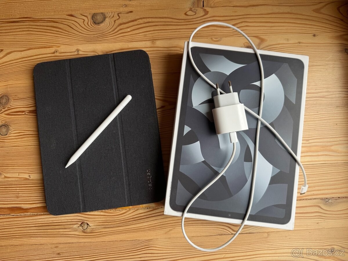 iPad Air M1 64GB (2022) + Apple Pencil + Pouzdro – TOP STAV