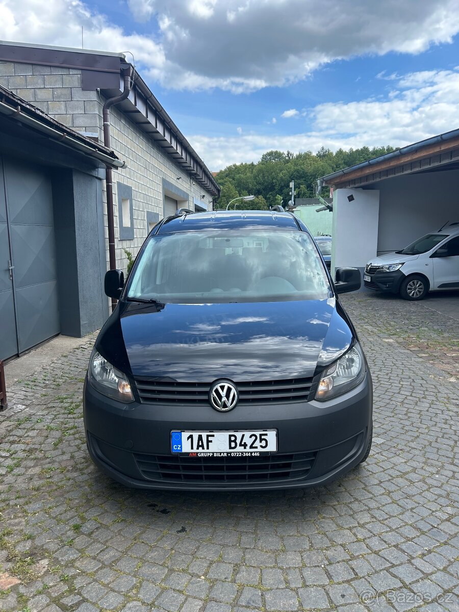 Volkswagen Caddy Maxi 2.0 CNG 80 kW, 7 míst, r. 2012, ČR