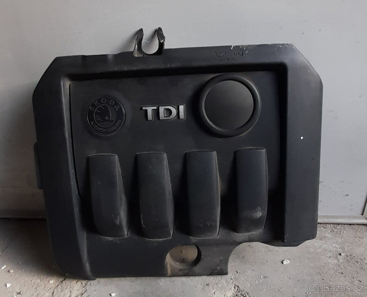 Kryt motoru ŠKODA OCTAVIA