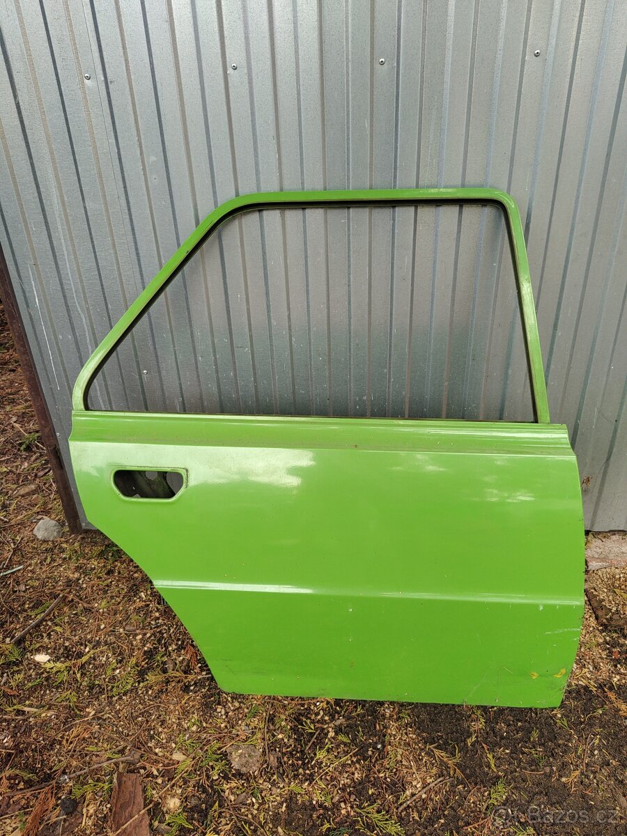 Dveře Škoda 120