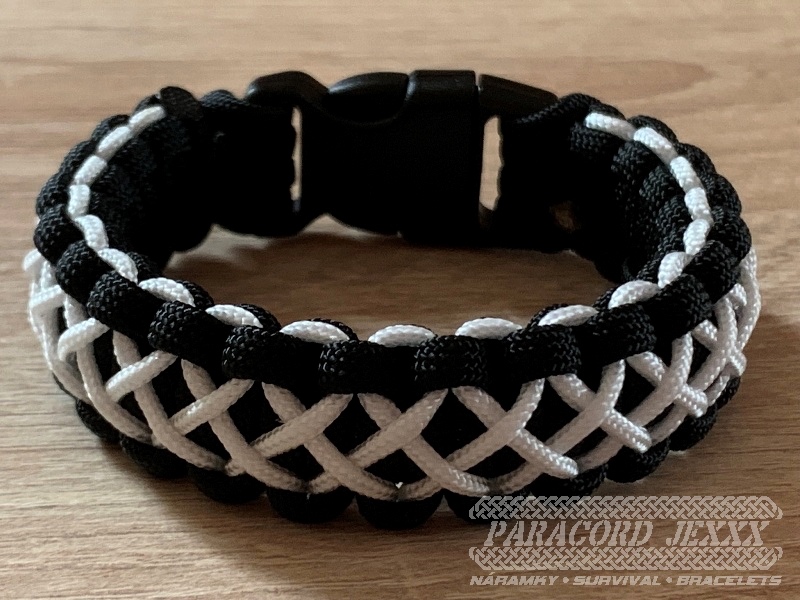 PARACORD náramek (18 cm) black - white