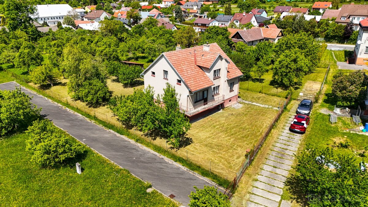 Prodej, rodinný dům 7+2 200 m2, Lukov u Zlína