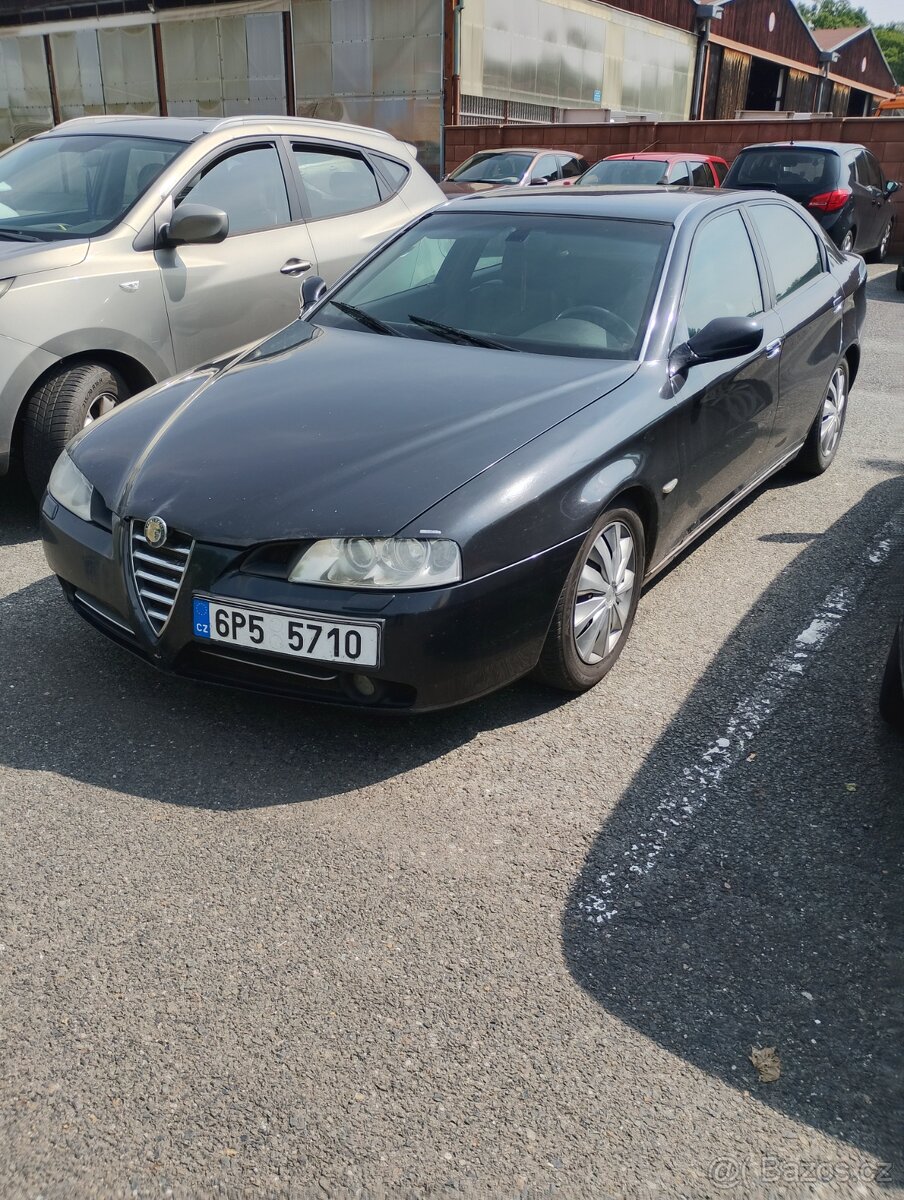 Alfa Romeo 166