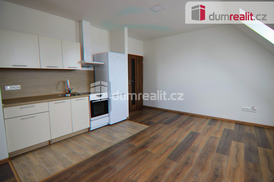 Pronájem 1 + kk, 45 m2,  Veselí nad Moravou
