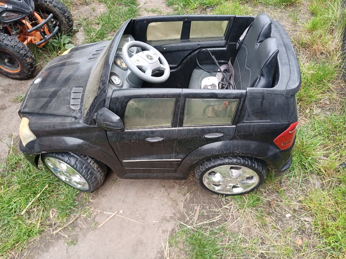 Prodám elektrický autíčko, použité