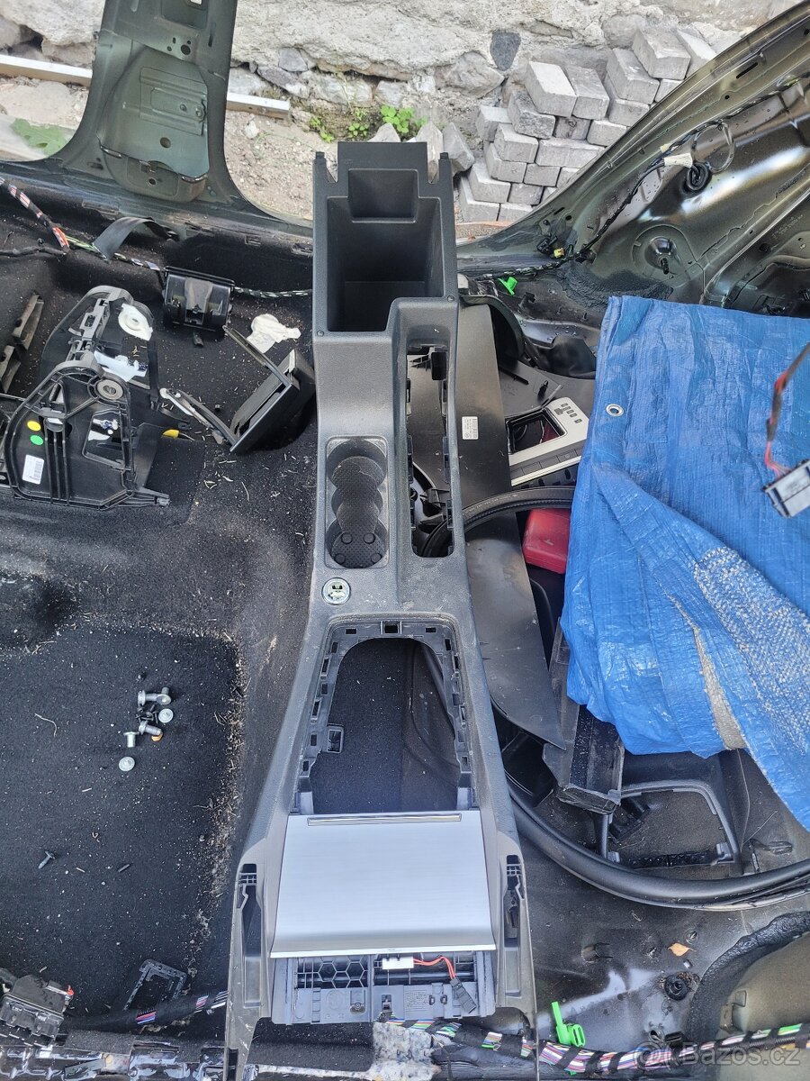Stredovy tunel octavia 3
