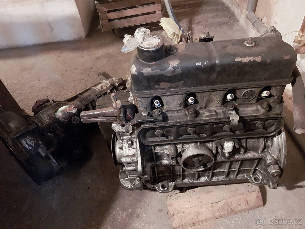 Motor s převodovkou Škoda 105