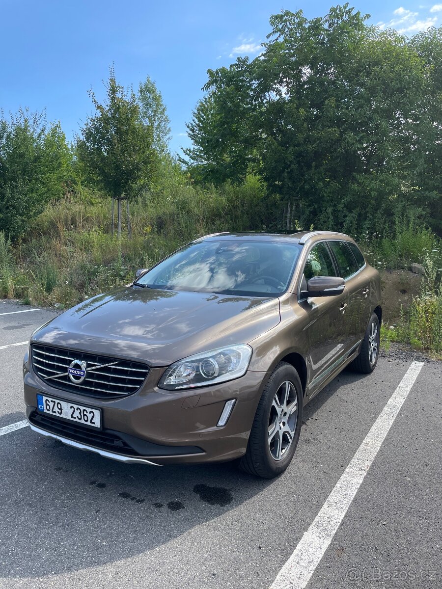Prodám Volvo XC60 D4 AWD + zimní pneu+nosiče