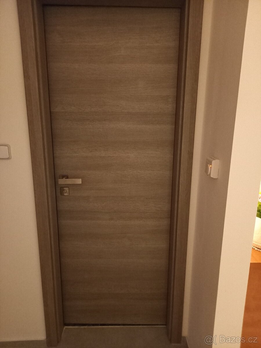 Dveře interiérové, 70/197 levé, dýha, šedohnědé
