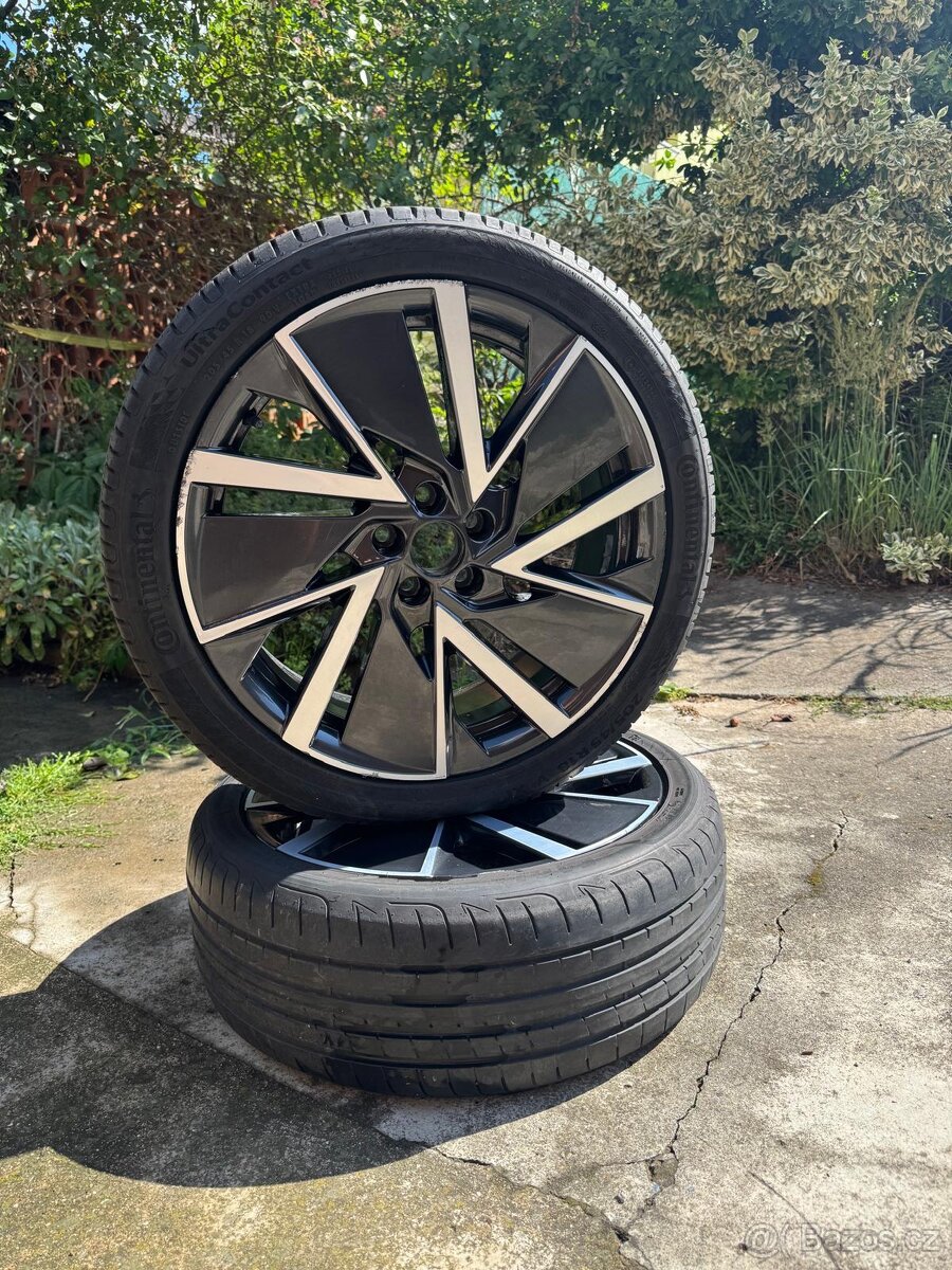 Originál disky Škoda Scala/Kamiq 5x100 r18 Vega Aero