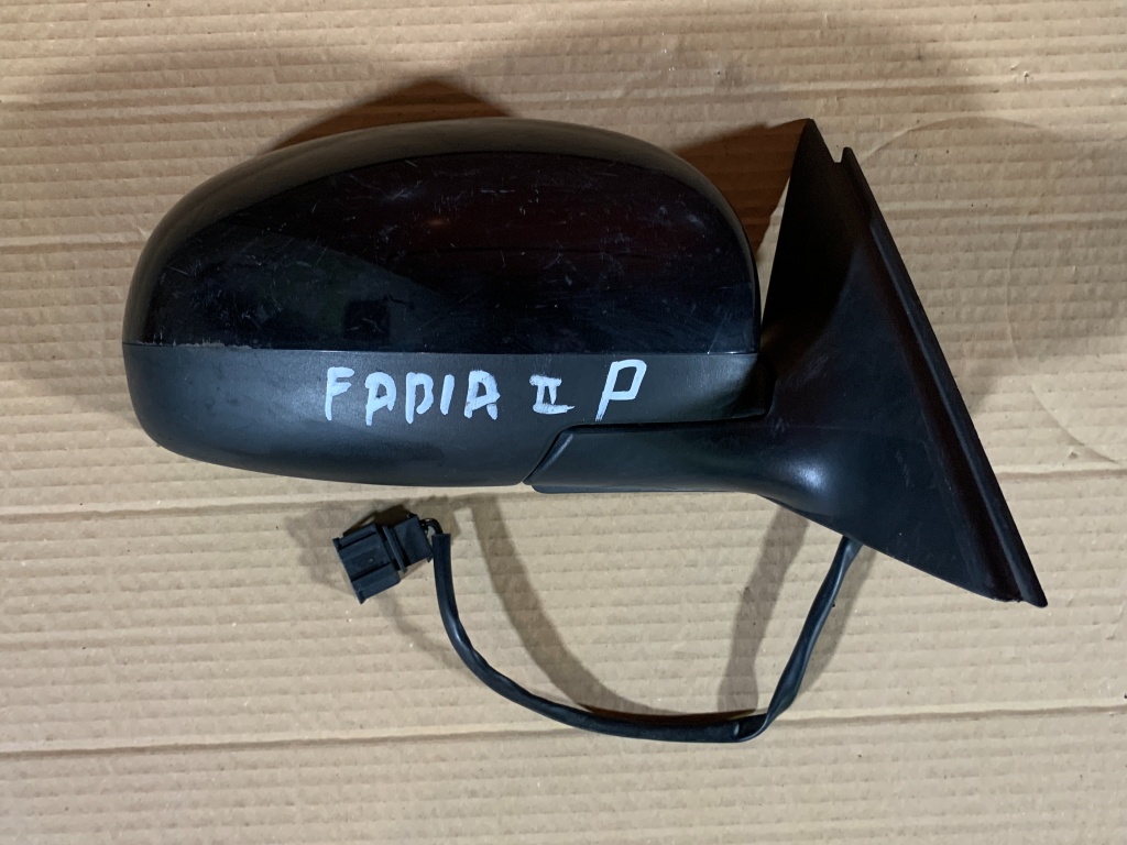 ŠKODA FABIA 2 - 5J 07-14 - zrcátko PP - 9910