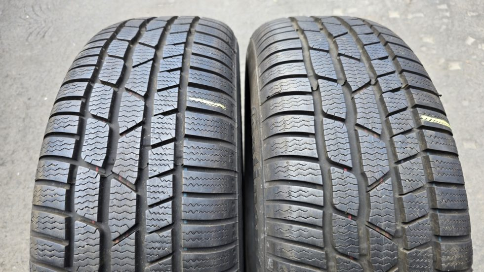 Zimní pneumatiky 215/60/16 Continental