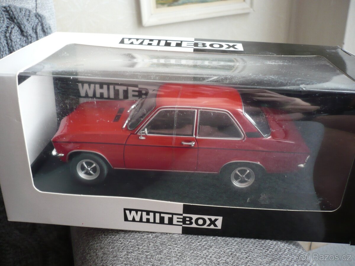 1:24 model whitebox opel ascona A (1/24)