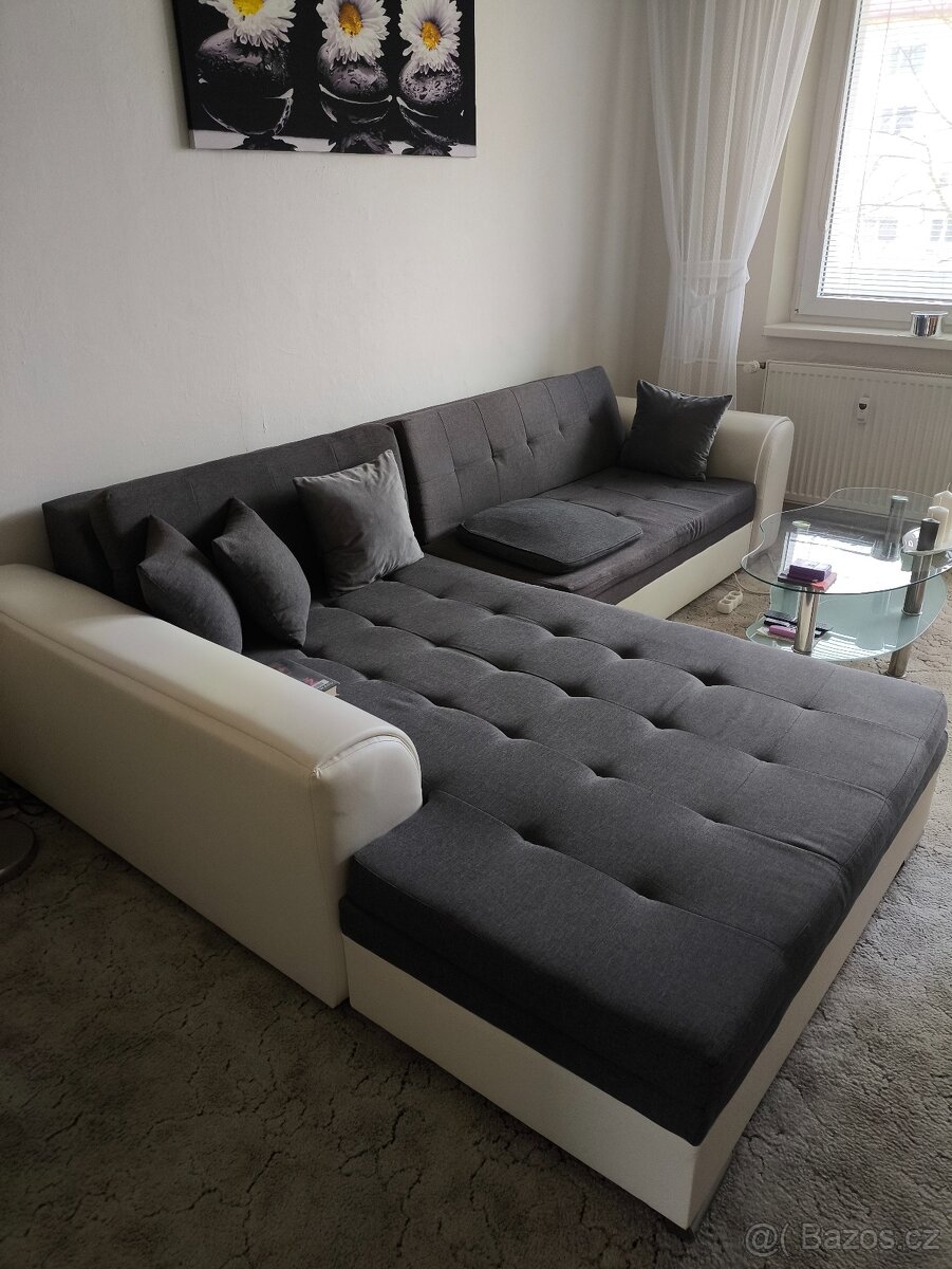 Prodám gauč 32 metry