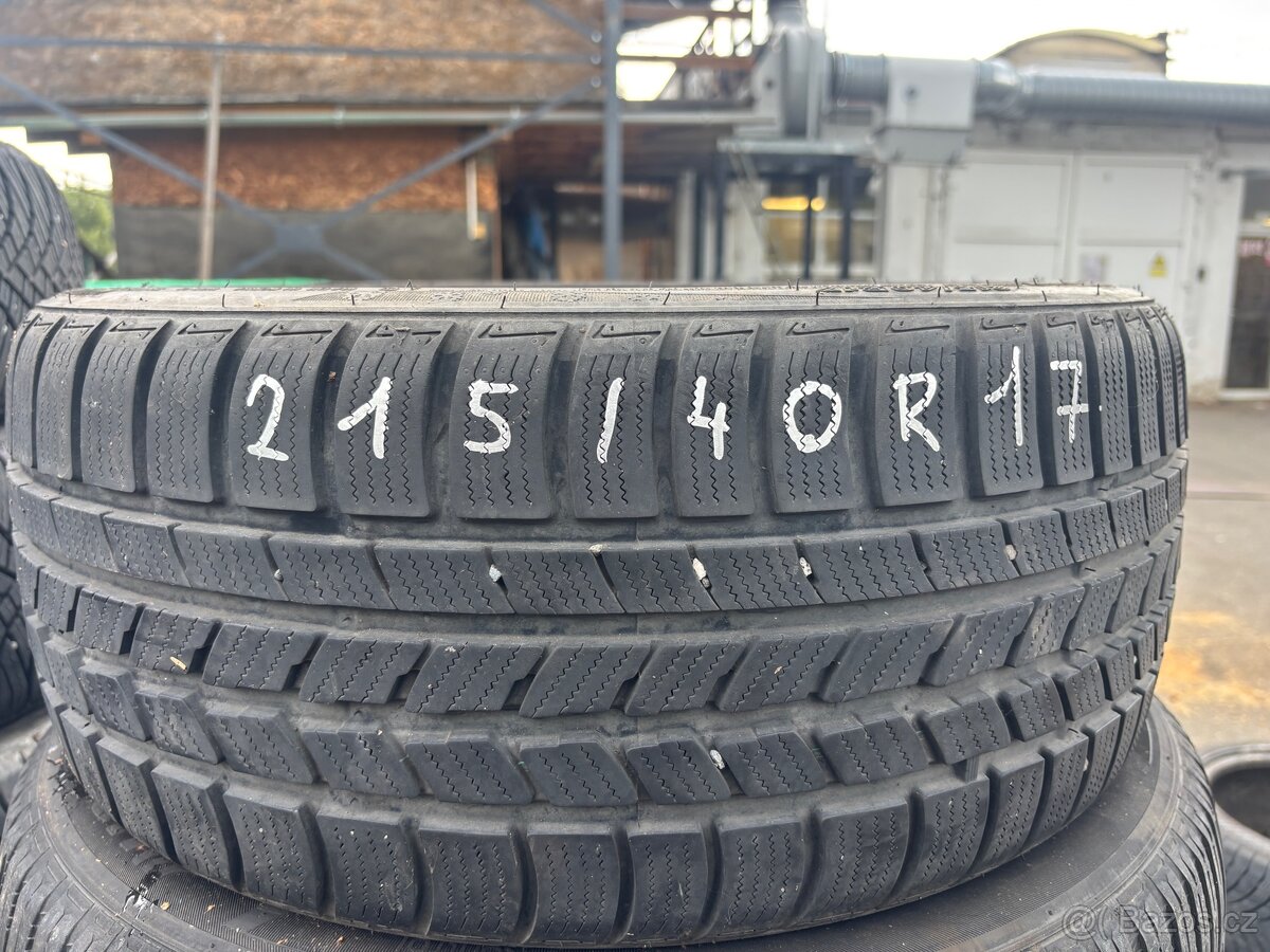 1x 215/40 R17 zimní Nexen