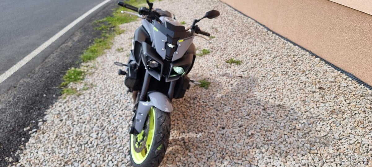 Yamaha MT 10