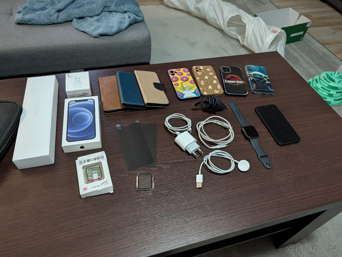 Apple iPhone 12 64GB a Apple Watch 6 GPS+Cell, 44mm Space Gr