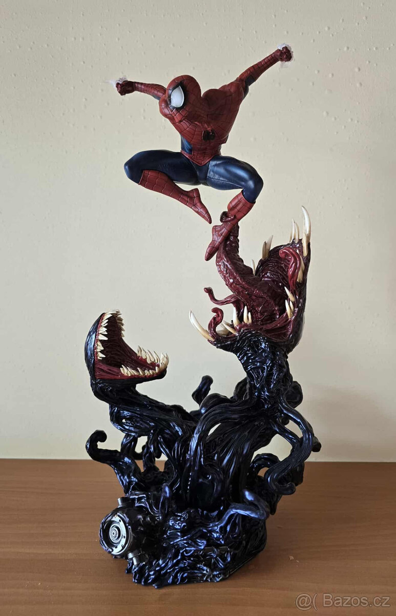 Soška Iron Studios Deluxe Spider-man vs Villains