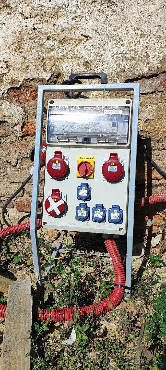 Stavební rozvaděč