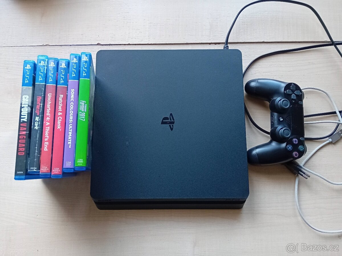 PS4 slim, 500 GB + 6 her