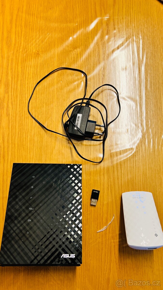 Router ASUS RTAC52U a extender TP LINK AC 750