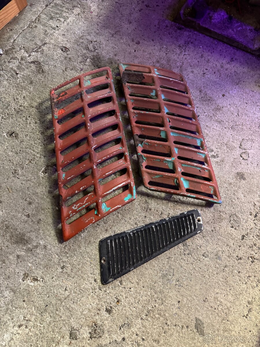 Mřížky / výdechy | Škoda 110R