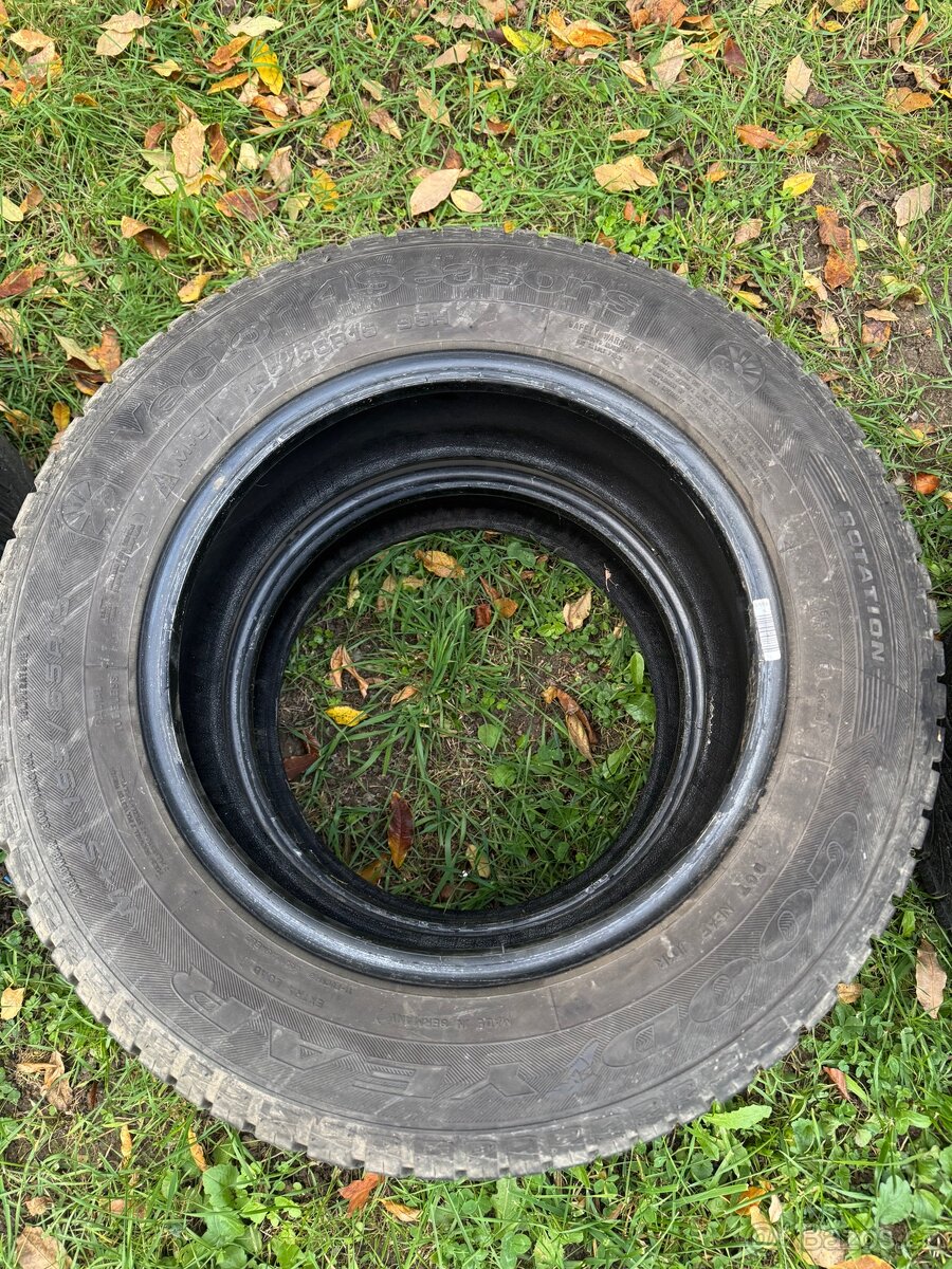 Good Year vector 195/65 r15 zimní pneu