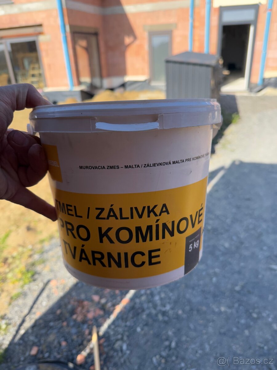 Tmel pro komínové tvárnice